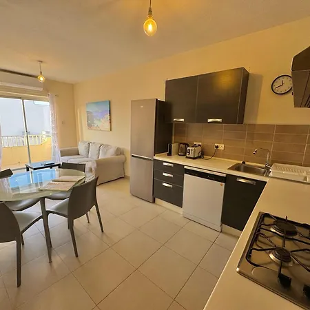 Ghadira Breeze - Family And Couple Friendly Sea View Is-Sellum