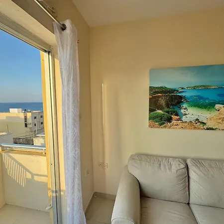 Ghadira Breeze - Family And Couple Friendly Sea View